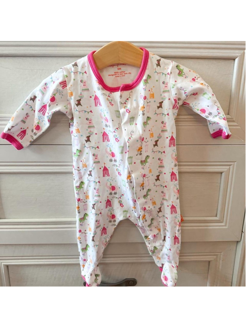 Magnificent Baby 3M cotton baby onesie with pink trim and multicolored cartoon a
